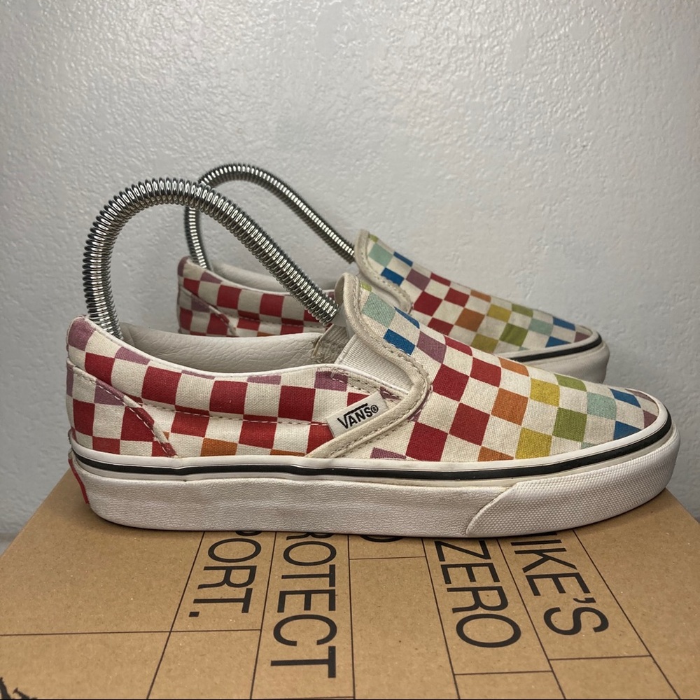 Vans rainbow slip on